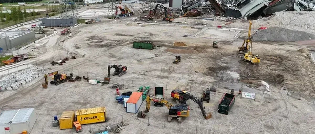 年产1万吨绿氢工厂在建 40公里输氢管道也在铺设