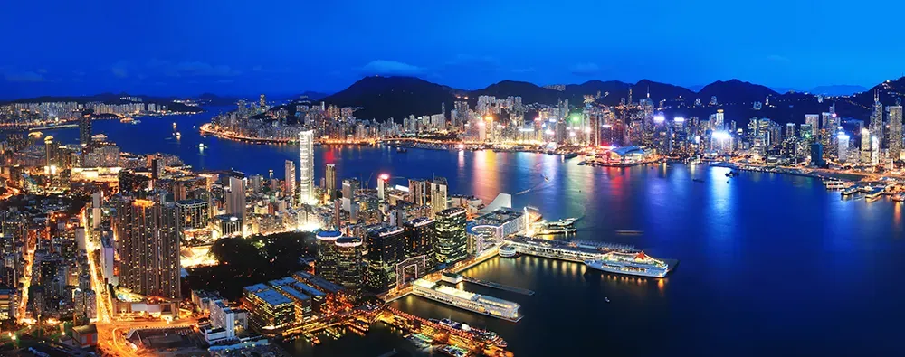 香江热浪向北望：中国香港楼市“疯牛”会传染内地吗？
