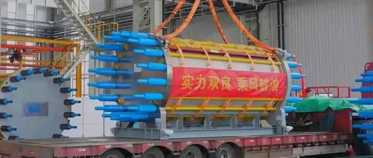 中国电解槽在阿曼多晶硅厂正式投运