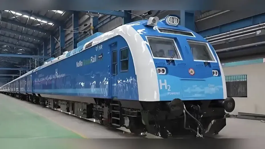印度以中国为最大对手 推全球最强氢动力机车